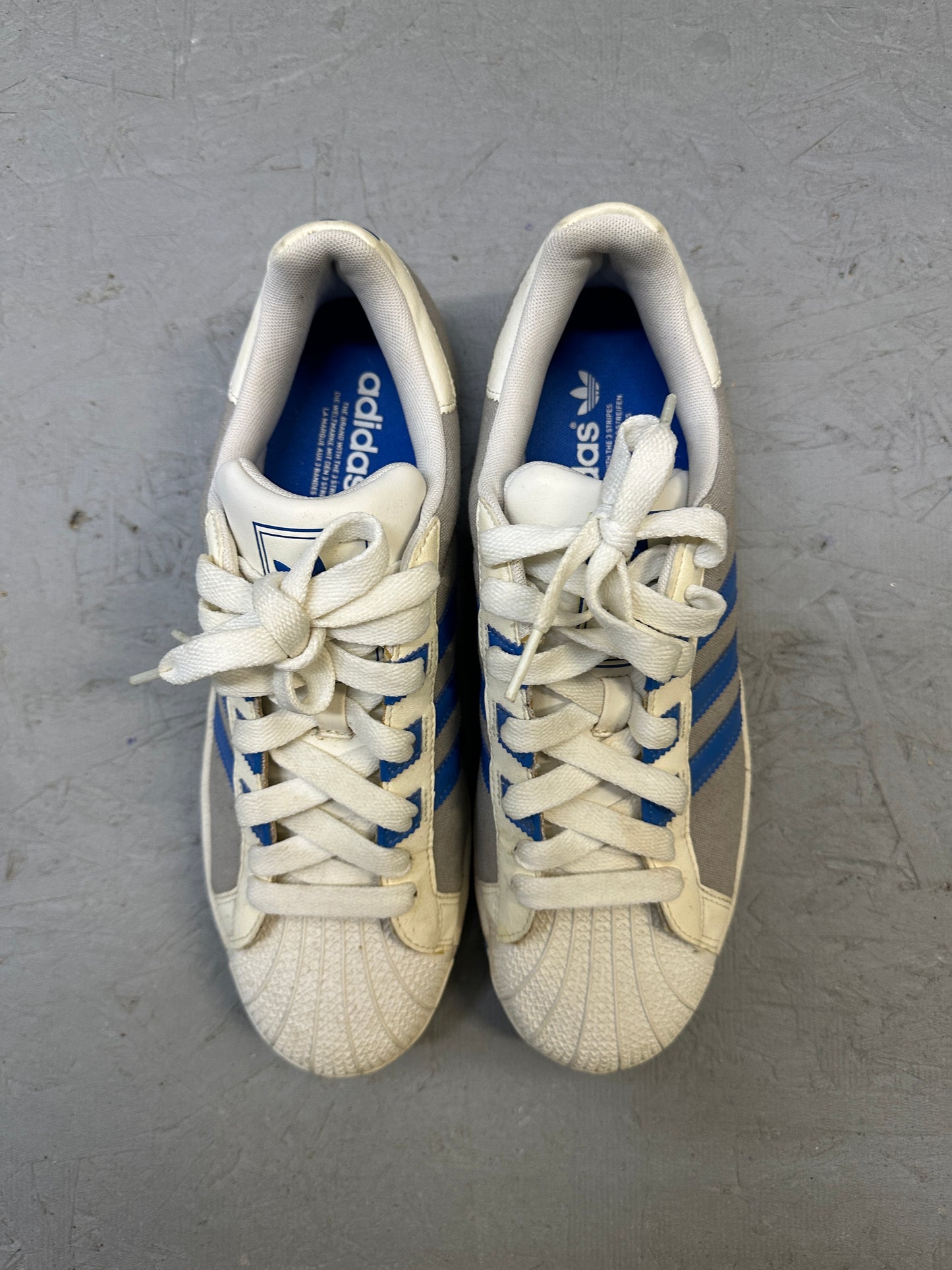 adidas Superstar