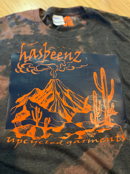 Hasbeenz Volcano Graphic s/s tee